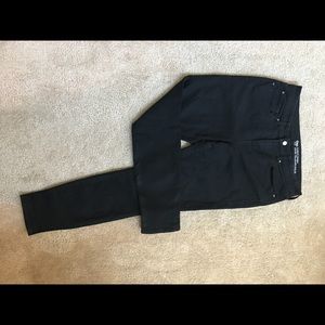 Labor Day Closet Clean Out - Gap Skinny Jeans
